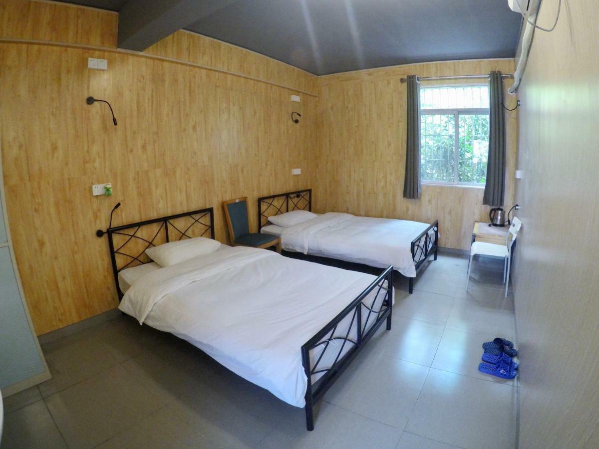 Dong Shan Gaga Hostel Cantón Exterior foto